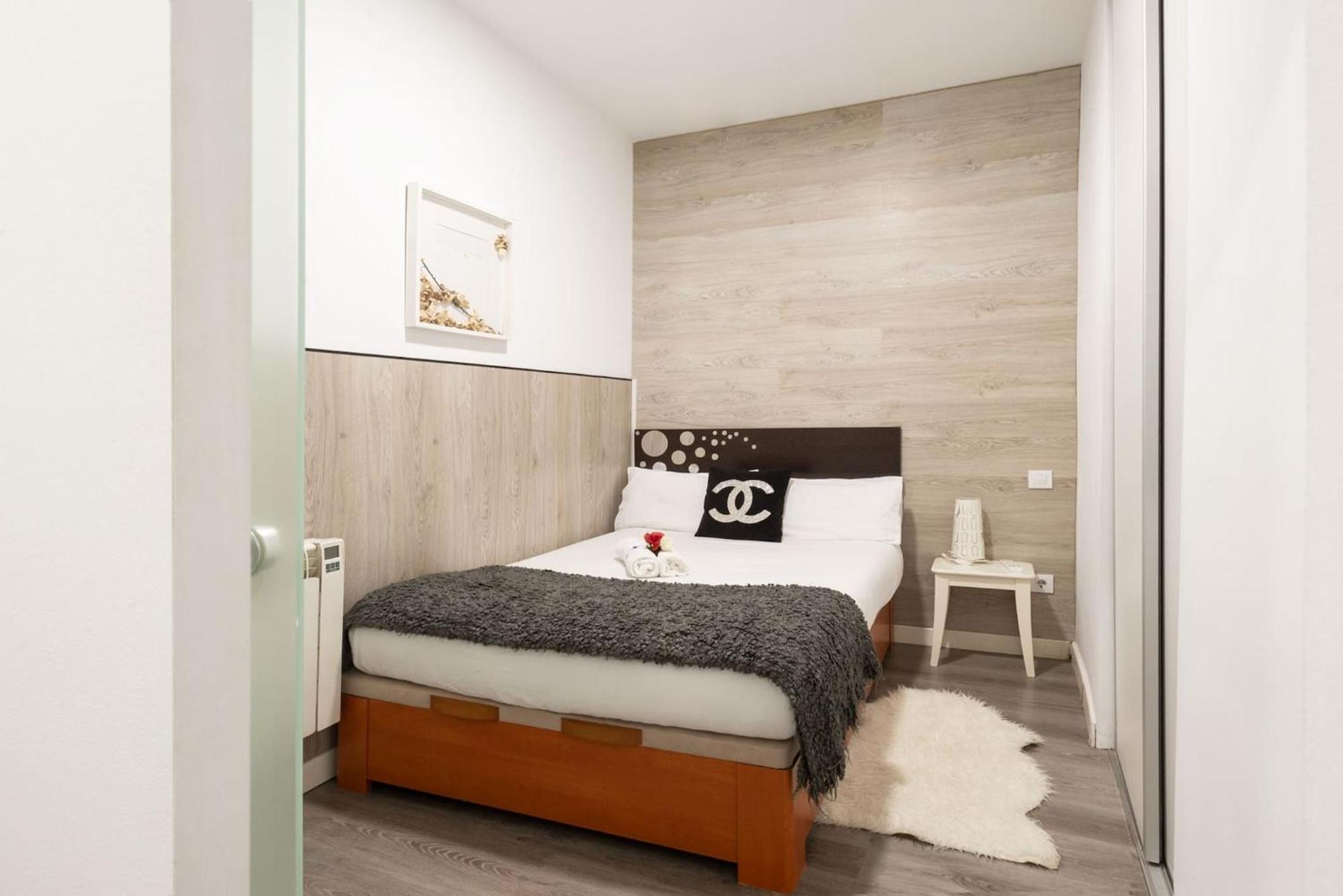 Apartamentos Day Madrid Plaza De Espana Centro Gran Via Sol Malasana Extérieur photo